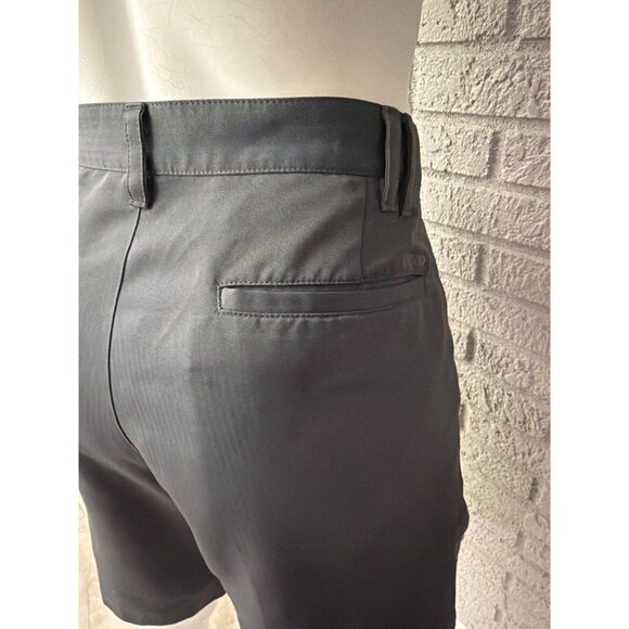 Izod Golf Gray Men’s Flat Front High Rise Golf Shorts Size 38 - Picture 3 of 8